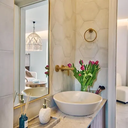 Blush - Crema - Leopard Appartement Zakynthos